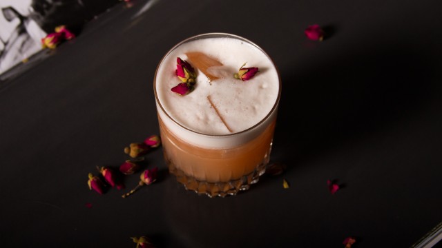 Tea Infused Whiskey Sour
